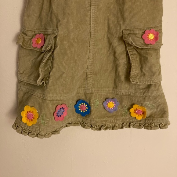 Adorable Floral Overall Dress - Picture 3 of 4